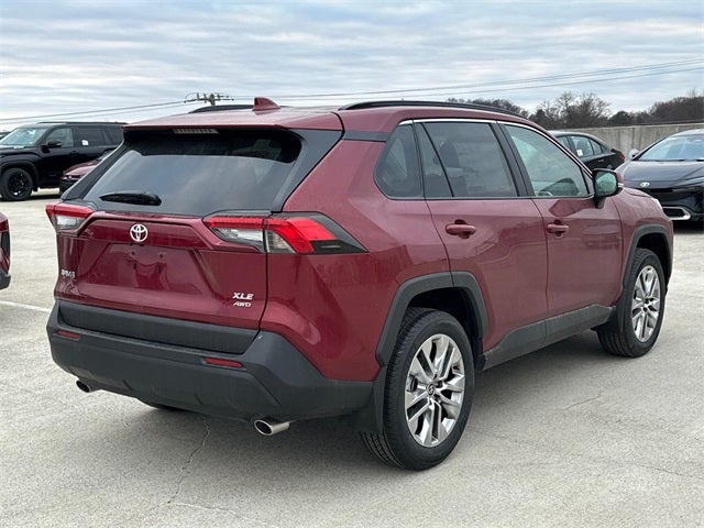 2025 Toyota RAV4 XLE Premium