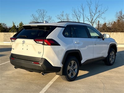 2025 Toyota RAV4 XLE