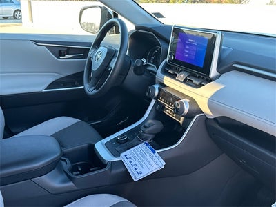 2025 Toyota RAV4 Hybrid XLE