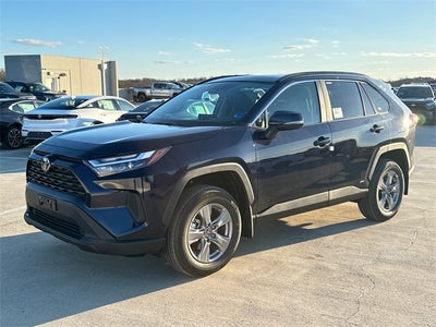 2025 Toyota RAV4 Hybrid XLE