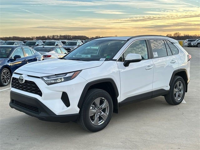 2025 Toyota RAV4 Hybrid XLE