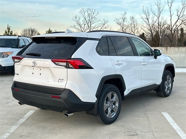2025 Toyota RAV4 Hybrid XLE