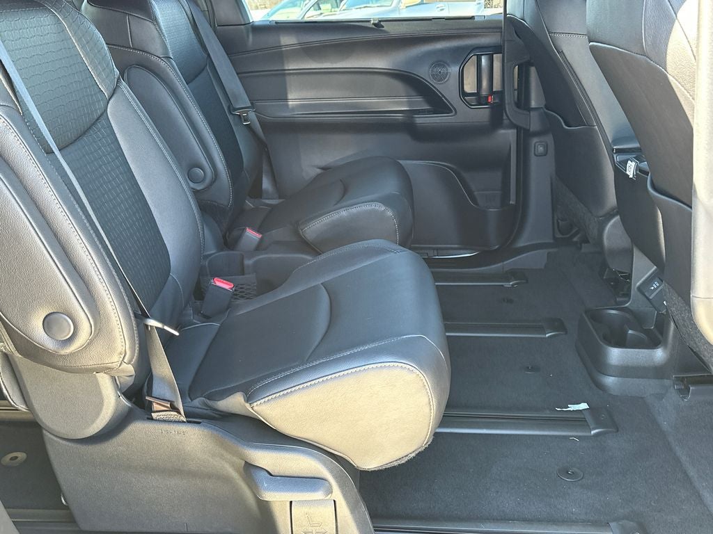 2026 Toyota Sienna Woodland Edition