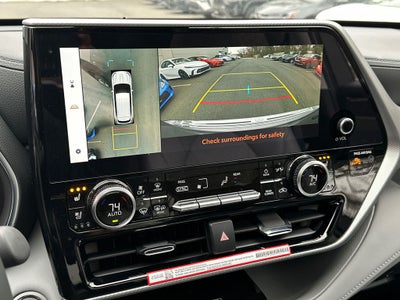 2026 Toyota Highlander Hybrid Platinum