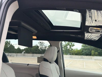 2026 Toyota Sienna Platinum