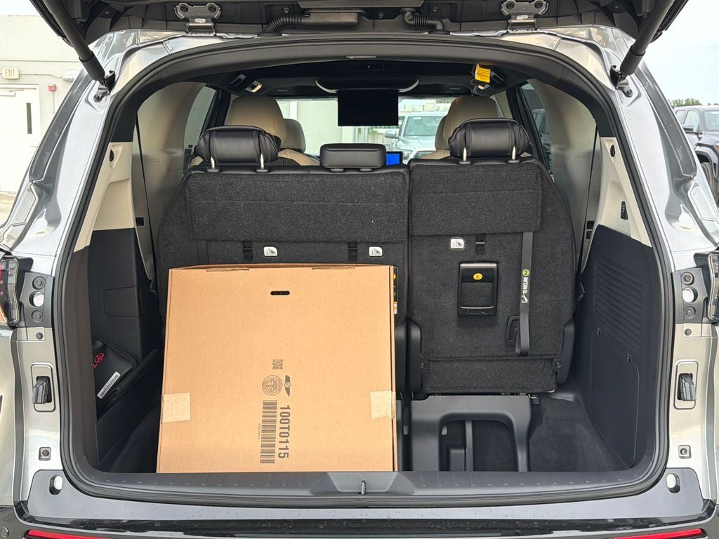 2026 Toyota Sienna Platinum