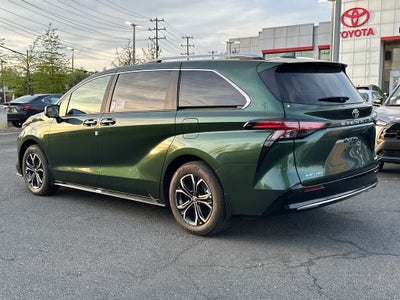 2026 Toyota Sienna Platinum