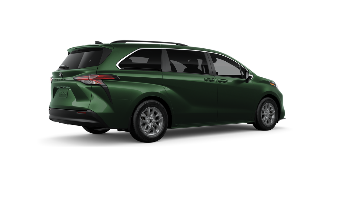 2026 Toyota Sienna LE