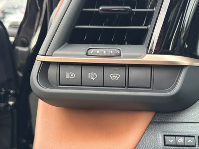 2026 Toyota Toyota Crown Signia Limited
