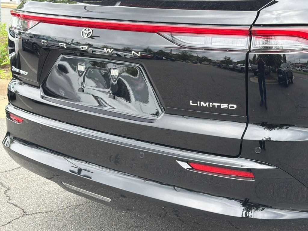 2026 Toyota Toyota Crown Signia Limited
