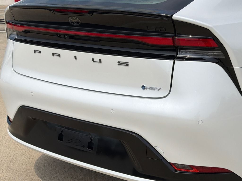 2027 Toyota Prius Limited AWD