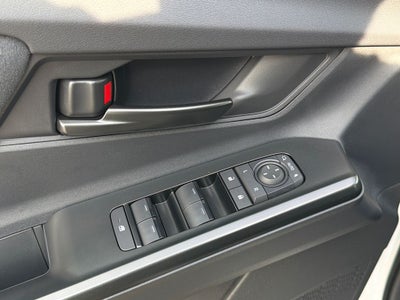 2026 Toyota C-HR SE