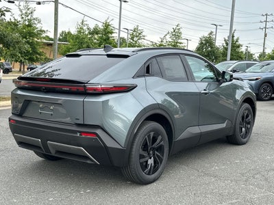 2026 Toyota C-HR SE