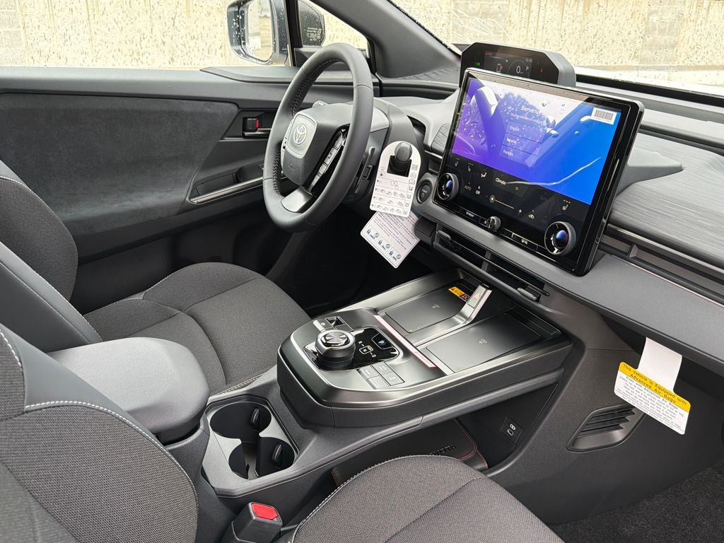 2026 Toyota C-HR SE
