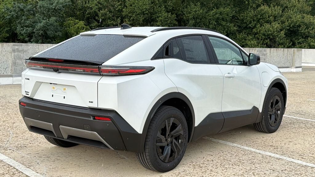 2026 Toyota C-HR SE