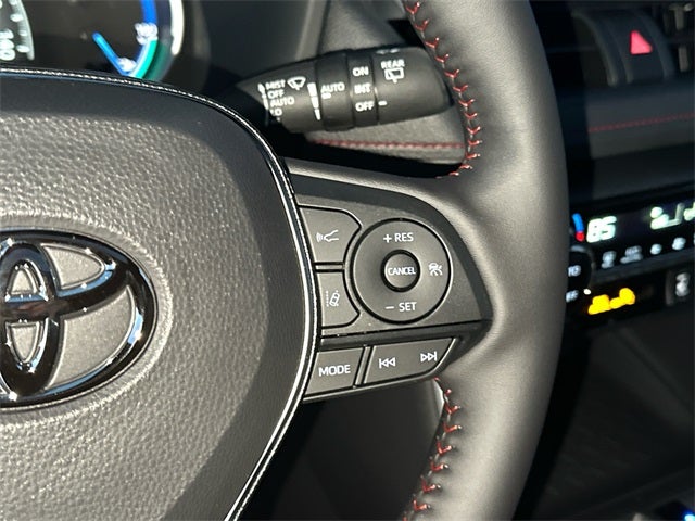 2025 Toyota RAV4 Plug-in Hybrid SE