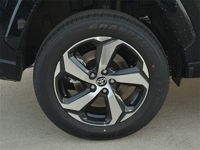 2025 Toyota RAV4 Plug-in Hybrid SE