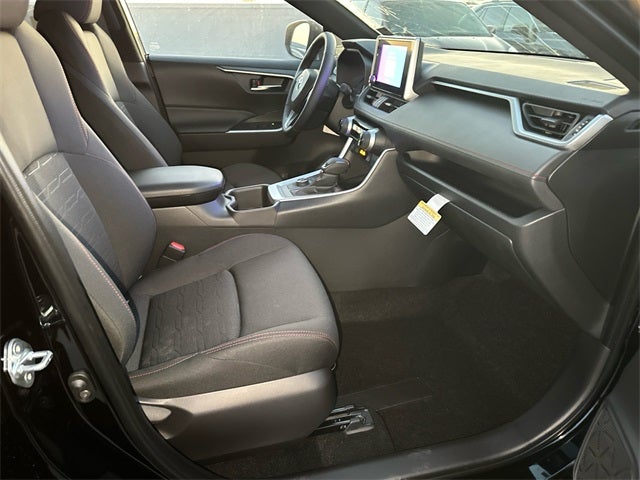 2025 Toyota RAV4 Plug-in Hybrid SE