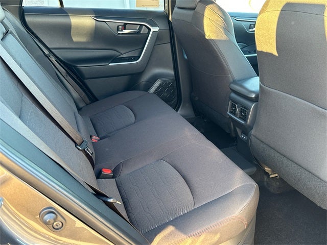 2025 Toyota RAV4 Plug-in Hybrid SE