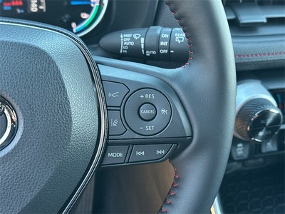 2025 Toyota RAV4 Plug-in Hybrid SE