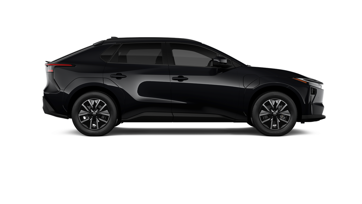 2026 Toyota bZ XLE - Photo 12