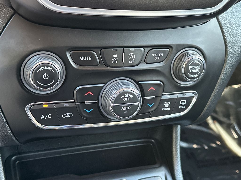 2022 Jeep Cherokee Trailhawk