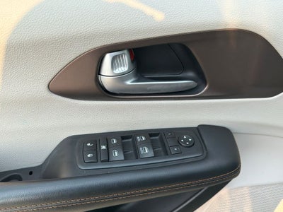 2017 Chrysler Pacifica LX