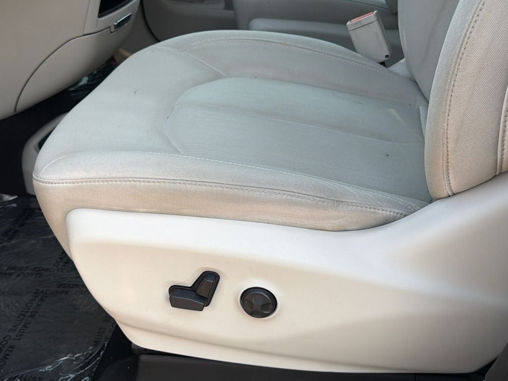 2017 Chrysler Pacifica LX