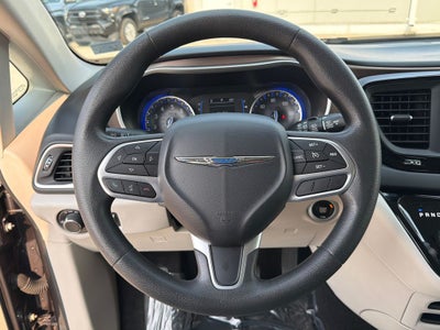 2017 Chrysler Pacifica LX