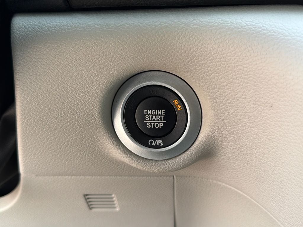 2017 Chrysler Pacifica LX