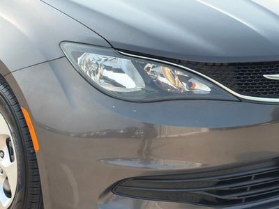 2017 Chrysler Pacifica LX