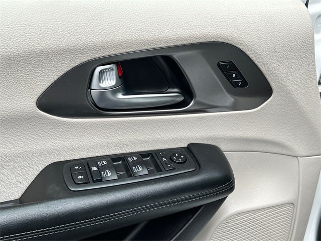 2019 Chrysler Pacifica Limited