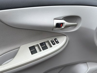 2012 Toyota Corolla LE