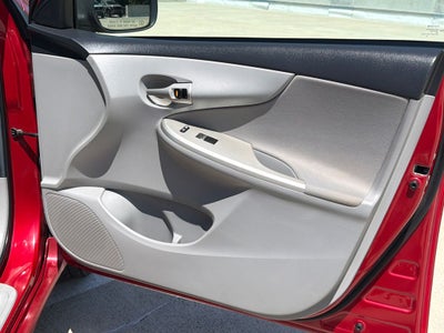 2011 Toyota Corolla LE