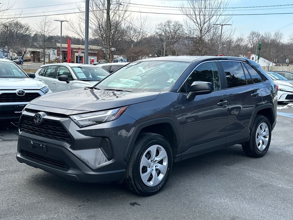 2024 Toyota RAV4 LE