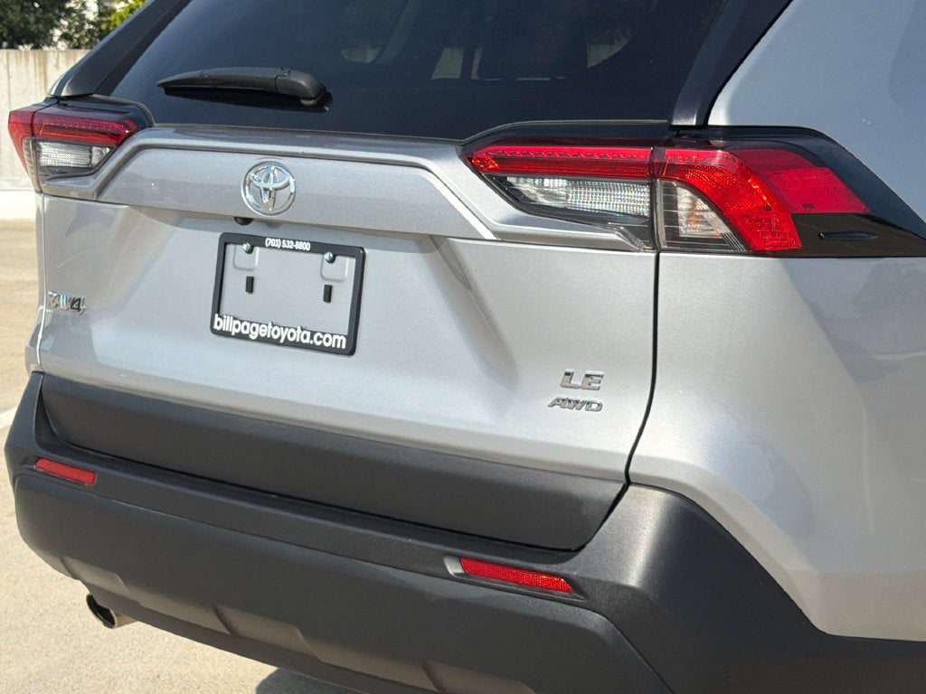 2025 Toyota RAV4 LE