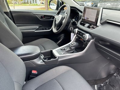2023 Toyota RAV4 Hybrid LE