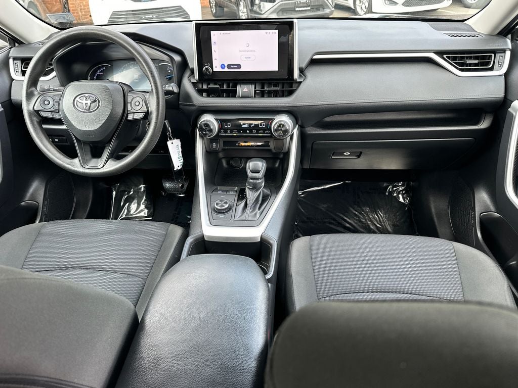2023 Toyota RAV4 Hybrid LE