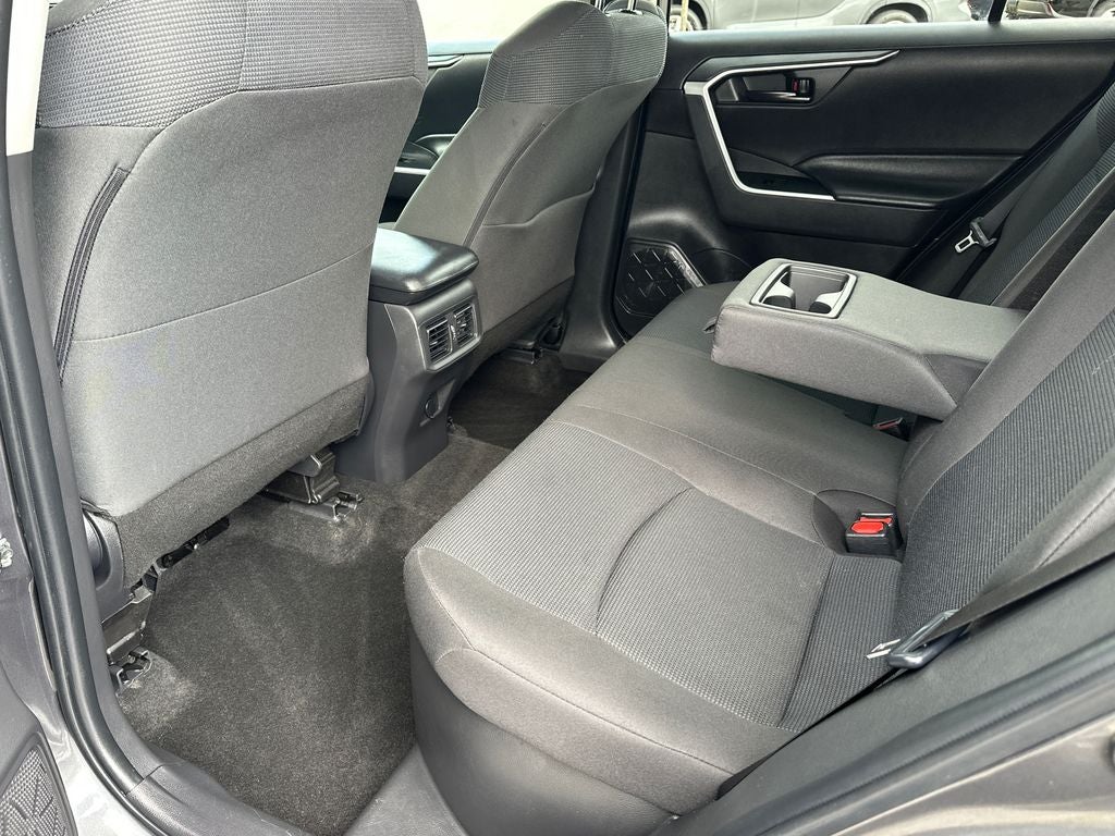 2023 Toyota RAV4 Hybrid LE