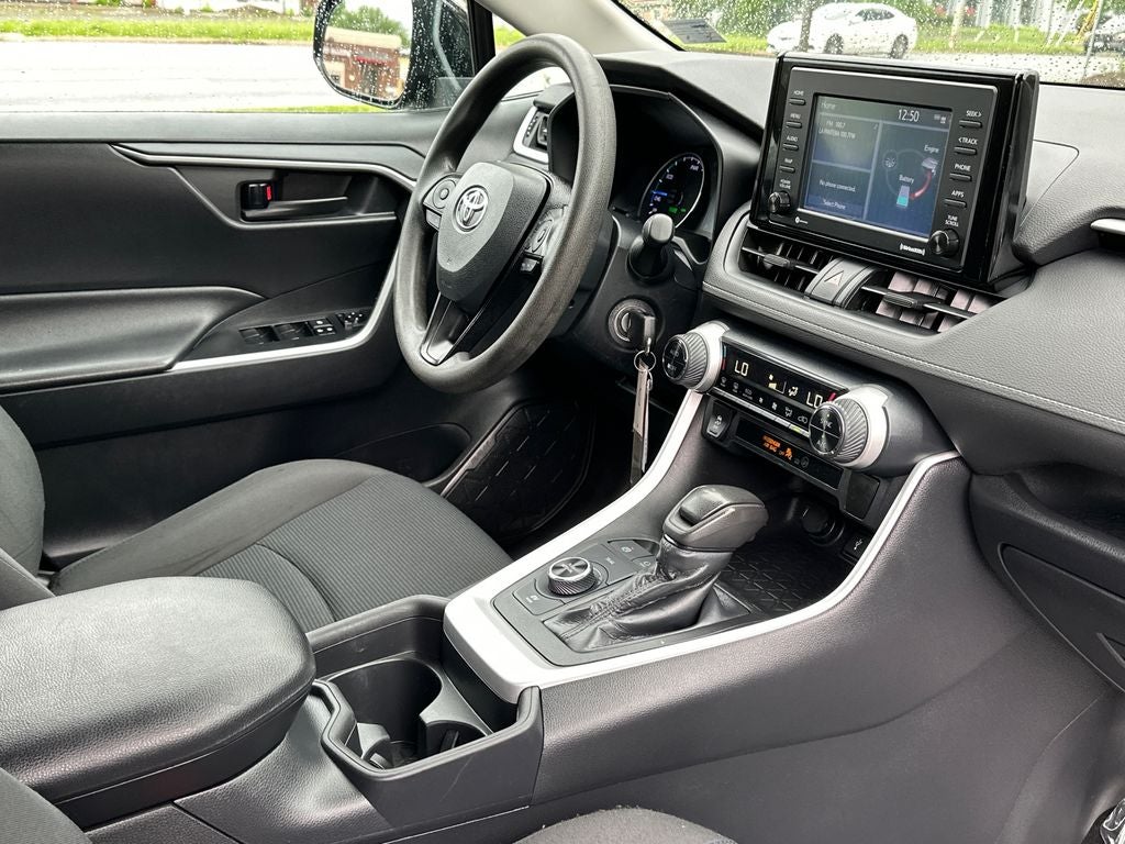 2020 Toyota RAV4 Hybrid LE