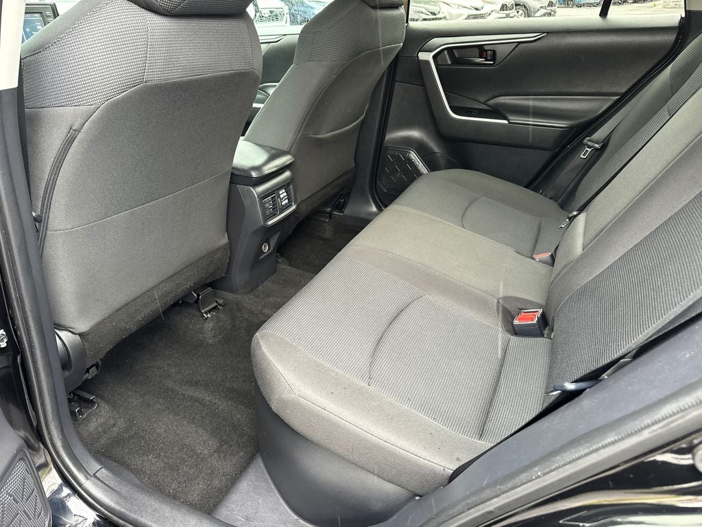 2020 Toyota RAV4 Hybrid LE