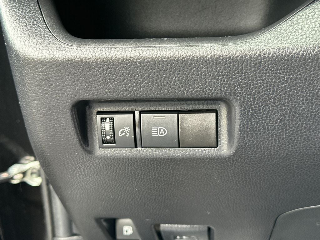 2020 Toyota RAV4 Hybrid LE