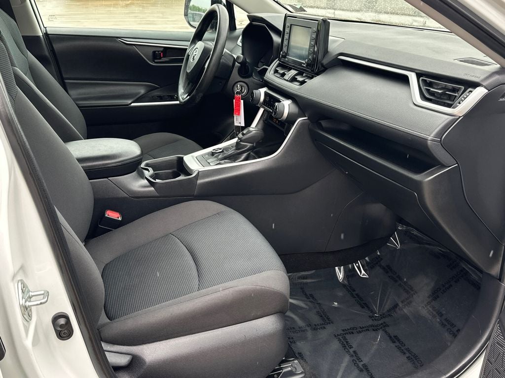 2021 Toyota RAV4 Hybrid LE