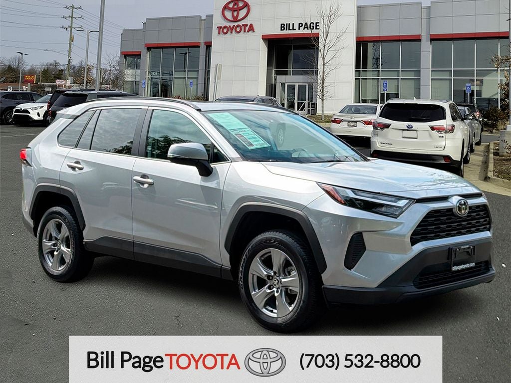 2025 Toyota RAV4 XLE