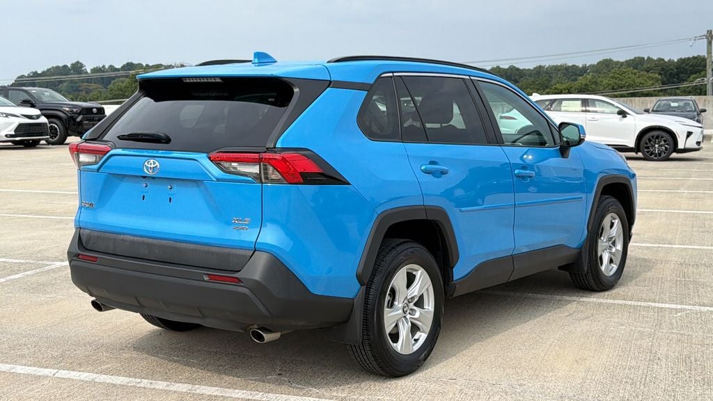 2020 Toyota RAV4 XLE
