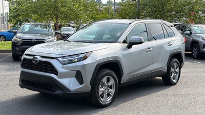 2025 Toyota RAV4 Hybrid XLE