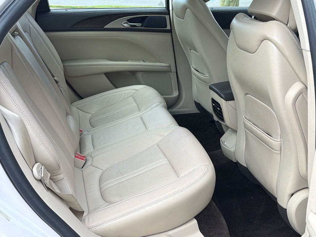2017 Lincoln MKZ Hybrid Reserve