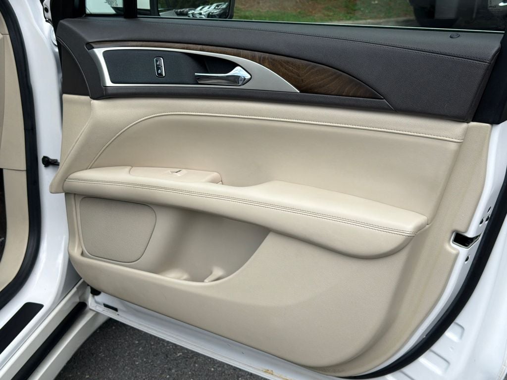 2017 Lincoln MKZ Hybrid Reserve