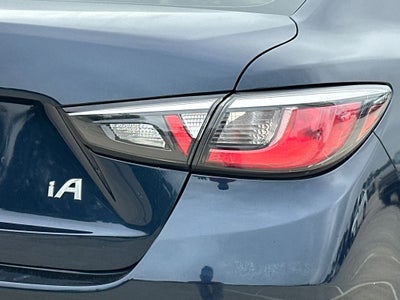 2017 Toyota Yaris iA Base