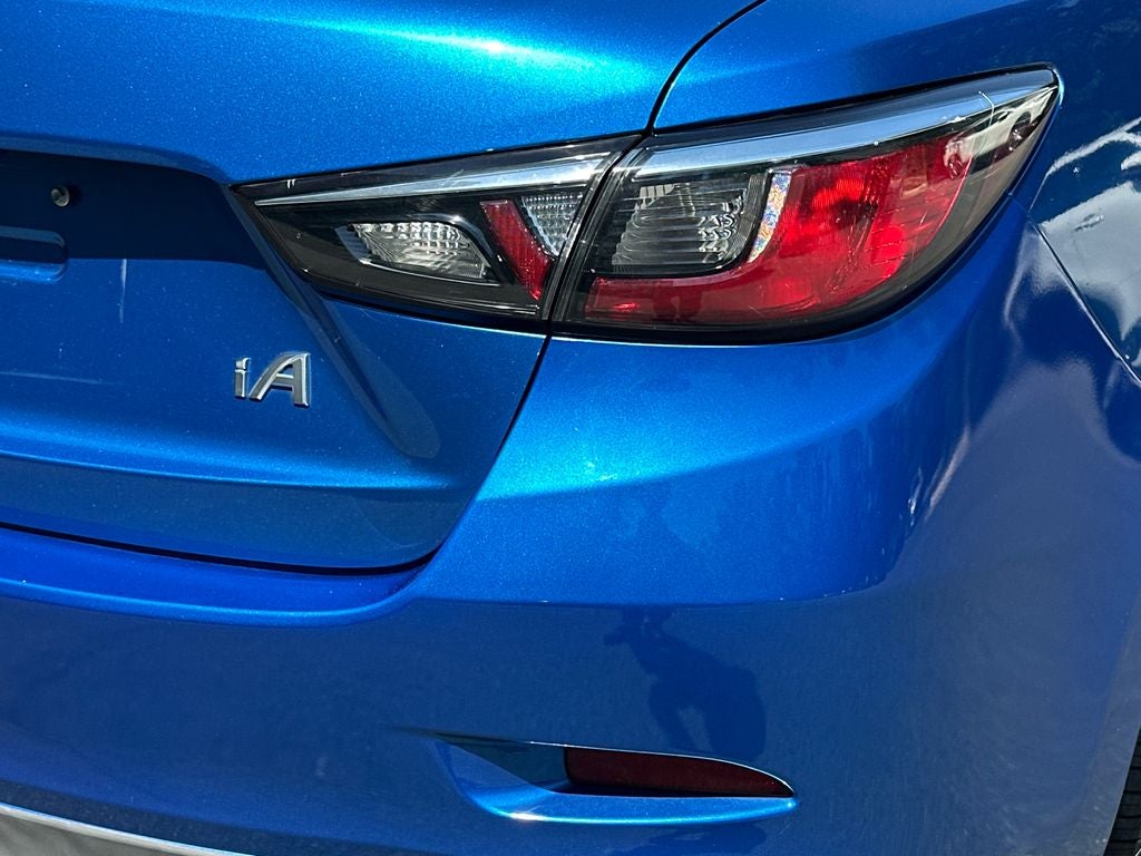 2018 Toyota Yaris iA Base
